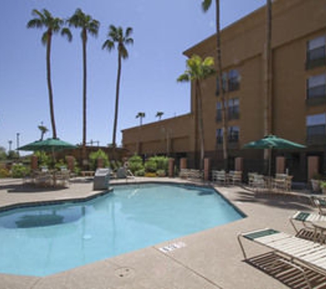 GreenTree Inn & Suites Phoenix - Phoenix, AZ