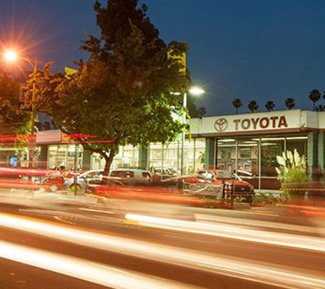 Toyota of Hollywood - Los Angeles, CA