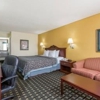 Days Inn & Suites by Wyndham Warner Robins Near Robins AFB gallery