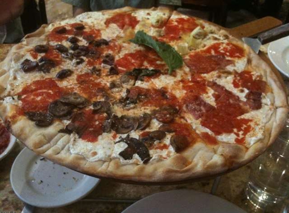 Fratelli Pizzeria - Flushing, NY