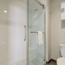 Hampton Inn and Suites Williamstown Ark Encounter - Hotels