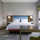 Hampton Inn & Suites Pittsburgh New Stanton