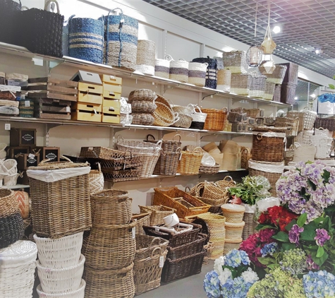 Premier Cane & Flowers - Toowoomba City, QLD