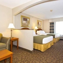 Days Inn & Suites by Wyndham La Crosse/Onalaska - Motels