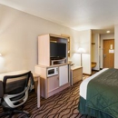 Quality Inn & Suites Vancouver North - Motels