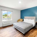 WoodSpring Suites Kansas City Airport - Hotels