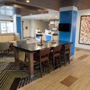 Holiday Inn Express & Suites Warsaw by IHG - Hotels