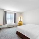 Hampton Inn & Suites Chicago Deer Park - Hotels