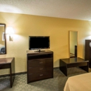 Quality Inn & Suites Orlando Airport - Motels