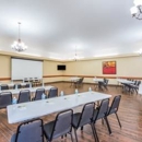 Super 8 by Wyndham Clovis - Hotels