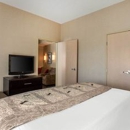 Cambria Suites - Hotels