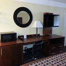 Days Inn by Wyndham Fultondale - Motels