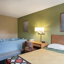 Super 8 by Wyndham Mayfield - Hotels