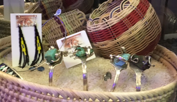 Native Beads and Medicine, LLC - Sapulpa, OK. Earrings, bracelets, neclaces and more!