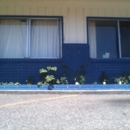 Mac's Motel - Motels