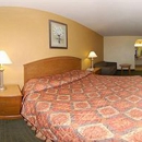 Super 8 by Wyndham Dallas East Near Fair Park/Downtown - Hotels