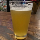 Craft Tasting Room & Growler Shop - Beer & Ale