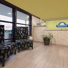 Days Inn by Wyndham Paris