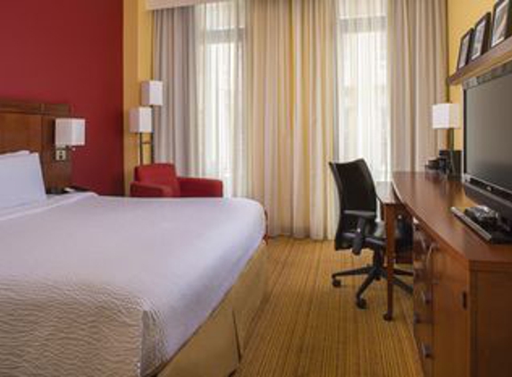 Courtyard by Marriott - New Orleans, LA