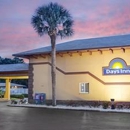 Days Inn by Wyndham Orange City/Deland - Motels