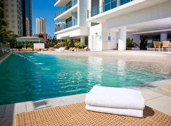 new - Surfers Paradise, QLD