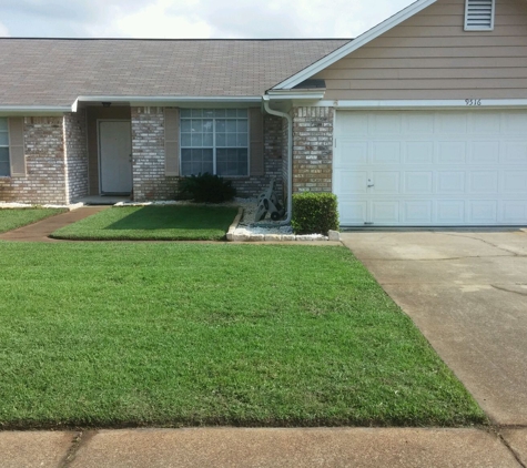 Clean2Xtreme Lawn Care, LLC - Navarre, FL