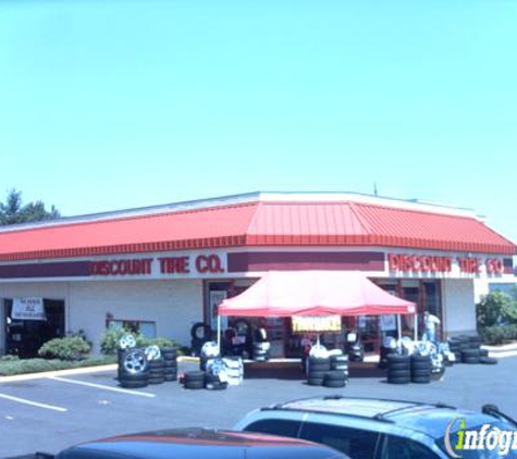 Discount Tire - Kirkland, WA