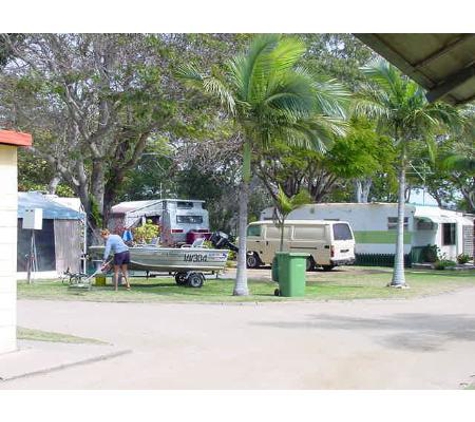 Causeway Caravan Park - Bangalee, QLD