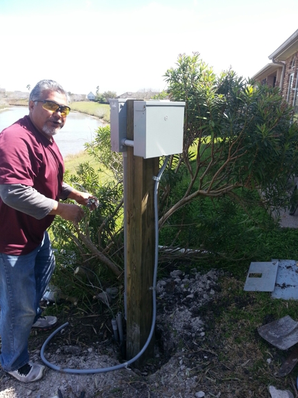 Experts Maintenance Solutions - Corpus Christi, TX. Electrical Service!