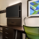 Holiday Inn Express & Suites Redding by IHG - Hotels