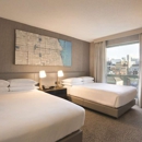 Hilton Chicago/Magnificent Mile Suites - Hotels