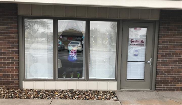 Forever Me Cancer Specialty Boutique - Bettendorf, IA