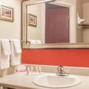 Ramada by Wyndham North Spokane - Hotels