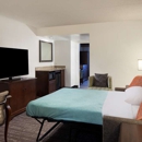 Embassy Suites by Hilton Philadelphia Airport - Hotels