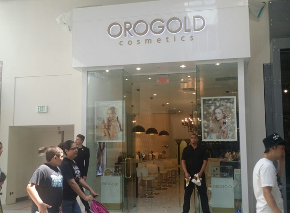 Oro Gold Cosmetics - Glendale, CA. In fashion sense and beauty