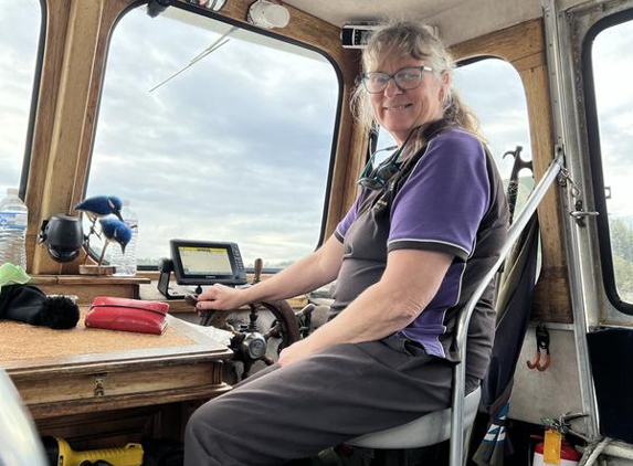Leven River Cruises - West Ulverstone, TAS. A very friendly captain (kim )