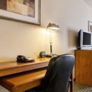 Comfort Suites