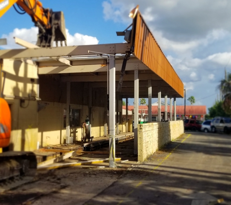 ALLIED Wrecking,LLC - Tampa, FL. Car wash tunnel canopy demo